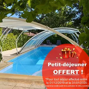  Hébergement de vacances Les De Lescurou France